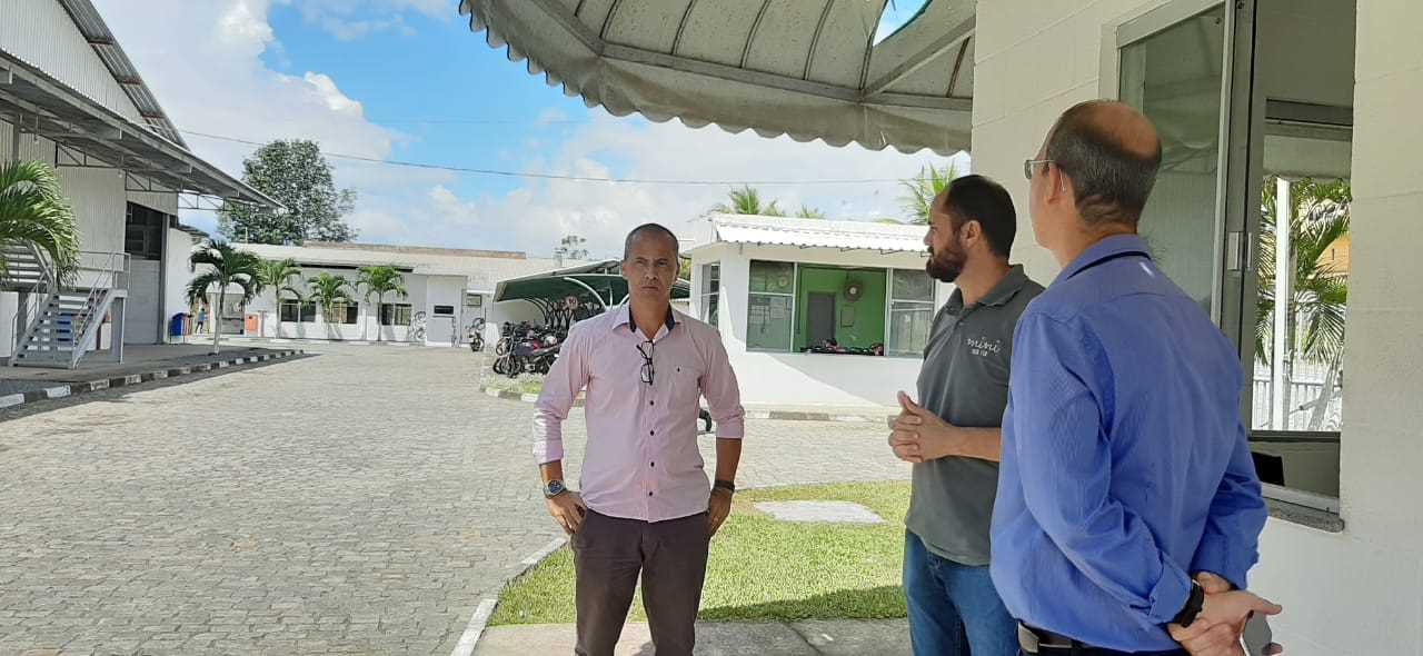 Camacã: Após reunião com prefeito Oziel e o vice-prefeito Paulo do Gás, Fábrica decide suspender as atividades por 15 dias